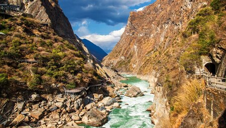 River running through Tiger Leaping Gorge, in Lijiang, Yunnan Province, China