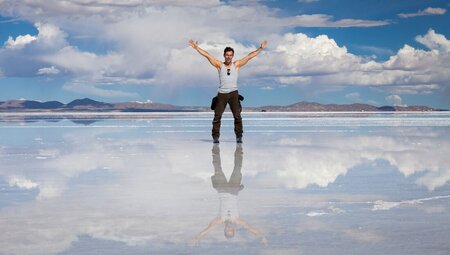 GGBNC_bolivia_sara-de-uyuni_traveller-salt-flats
