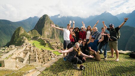 GSAI-essential-peru-machu-picchu-sunrise-group