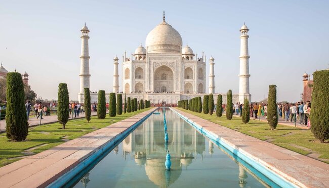 One of the seven wonders of the world, the Taj Mahal in Agra, Rajasthan