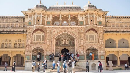 HHPR - Outside of the Amer Fort in Jaipur, India