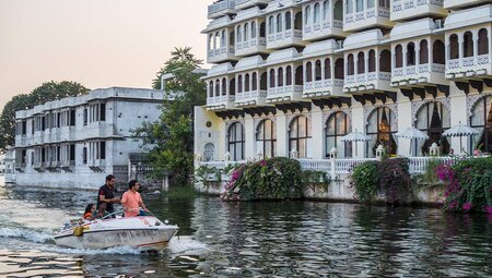 HHPR - Locals sailing across Lake Picholo on boat