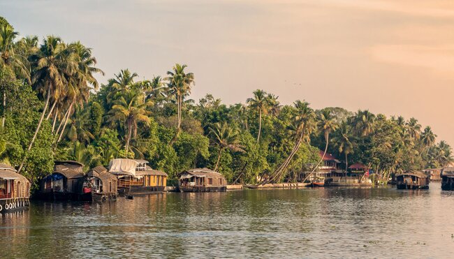 Kerala backwaters houseboats