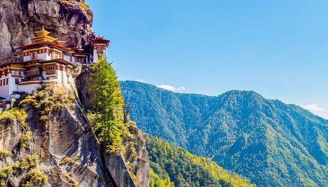 A panoramic view of the Tiger's Nest monastery, Paro, Bhutan
