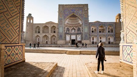 KFPU - Exploring the historical city of Bukhara, Uzbekistan with Intrepid Travel