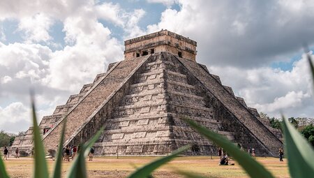 QBPN - View of Chichen Itza Mayan Ruins