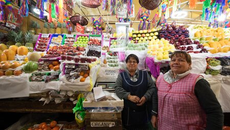 Intrepid Travel MEXICO MEXICO CITY LOCALS AT MARKET