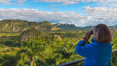 QUPC - Woman overlooking Vinales