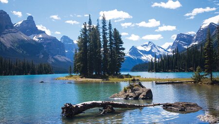 A view of Spirit Island in Maligne Lake, Jasper National Park, Alberta, Canada