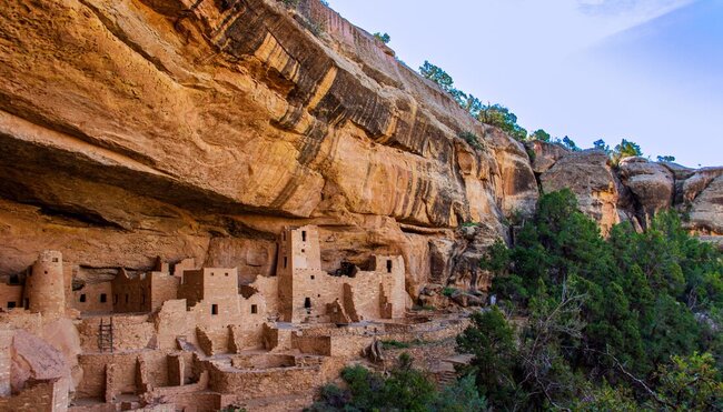 Cliffside dwelling of Cliff Palace at Mesa Verde National Park, Colorado, USA