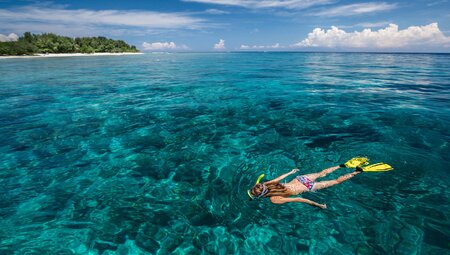 indonesia gili islands girl snorkelling