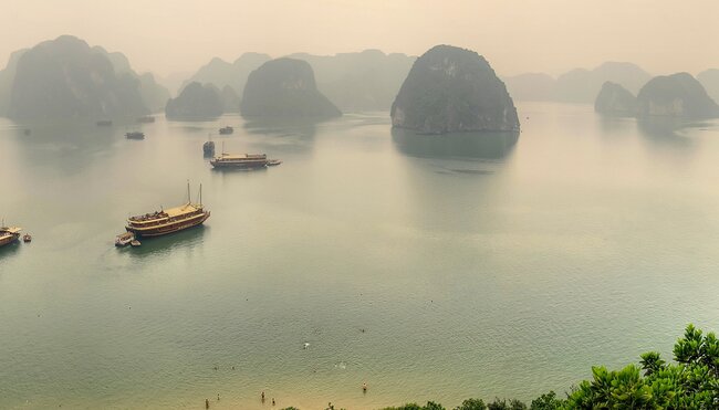 vietnam halong bay panorama islands boats