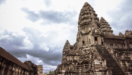 Architecture details of the centre of the Angkor Wat complex, Siem Reap, Cambodia