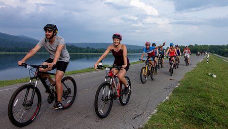 Cycle through Thailand with your group