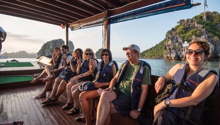 vietnam halong bay boat traveller group
