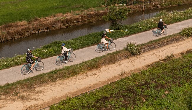 Intrepid Travel Vietnam Hoi-An cycle