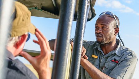 Makgadikgadi salt pans leader