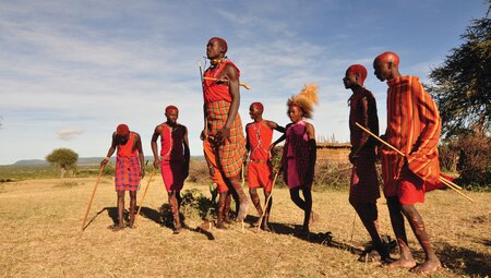 kenya_masai_mara_jumping
