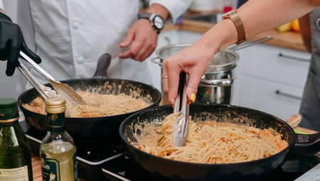 Group cooking class in Palermo, Italy