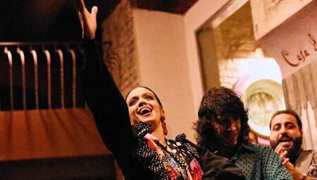 Dancers in a Casa de la Memoria flamenco show in Seville