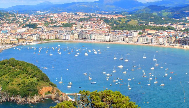 San_Sebastian_Harbour_view