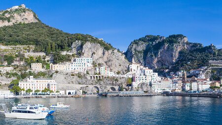 Sail Italy: Amalfi to Procida