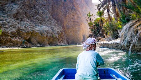 Oman Wadi bin Kahlid Bootsfahrt Beduine