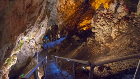 Albanien - Vrelo Höhle