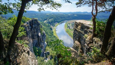 Tiefe Schluchten & bizarre Felsen - Wandern in der Sächsischen Schweiz