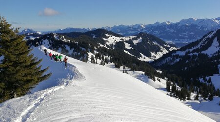 Schneeschuhwandern im alpinen Gelände - Einsteigerkurs im Allgäu