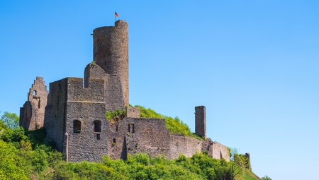 Lavakegel, Kraterseen und Geysire - Wanderungen in der Vulkaneifel