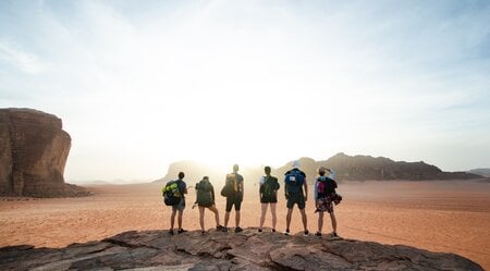 Jordanien Wadi Rum Wandergruppe