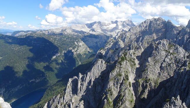 Gosaukamm mit Dachsteinblick