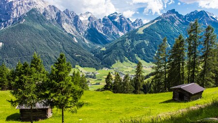 Schwindelfrei und trittsicher ins Gebirge