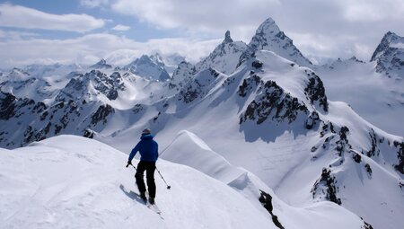 Kombinierter Tiefschnee- und Skitourenkurs in der Silvretta