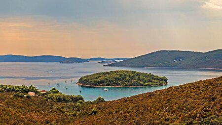 Mit Rad und Schiff zu den Nationalparks Dalmatiens
