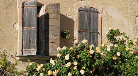 Frankreich Provence Fensterladen