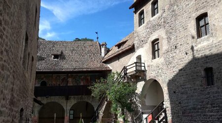 Südtirol - am Kastanienweg von Brixen nach Bozen