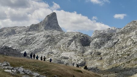 Peaks of the Balkans 12 Tage - Grenzenlos durch Albanien, Kosovo und Montenegro wandern Peaks of the Balkans 12 Tage - Grenzenlos durch Albanien, Kosovo und Montenegro wandern