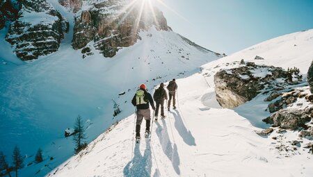 Schneeschuhwandern in den Dolomiten - das Sagenreich der Faneshütte