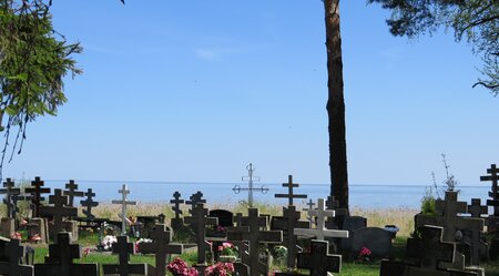 Riga bis St. Petersburg Friedhof