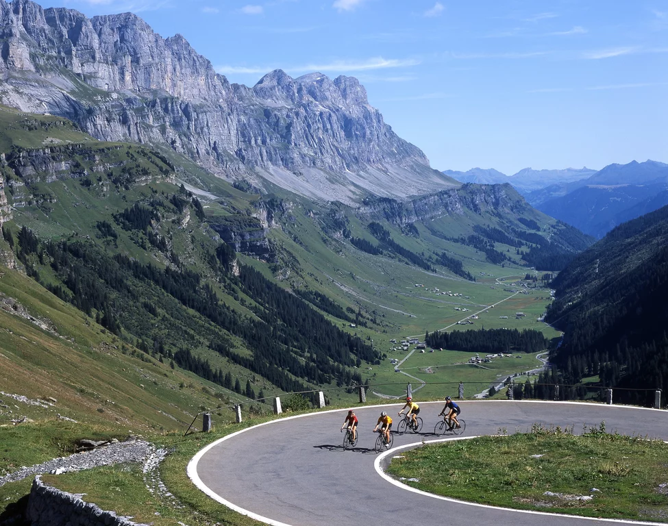 Alpenpanorama-Route - Atemberaubende Pässefahrt 8 Tage