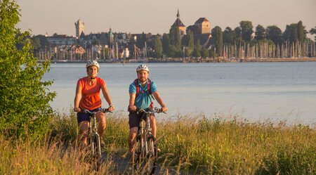 Bodensee Fahrt zu Sonnenuntergang