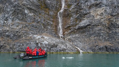 Spitzbergen Umrundung - Kvitøya, Im Reich von Eisbär & Eis