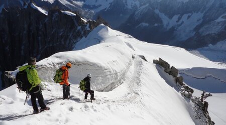 Mont Blanc - am Seil unseres Bergführers zum höchsten Berg der Alpen