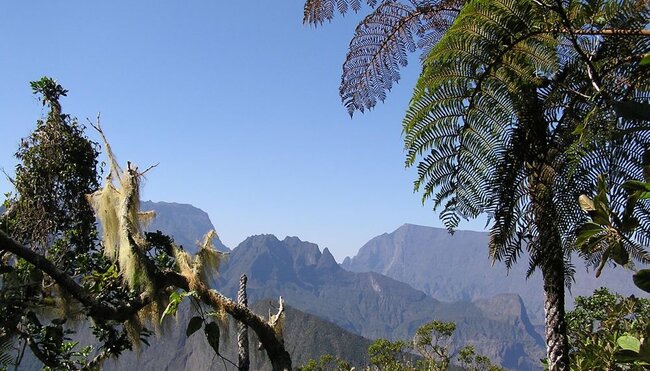 La Réunion - Hüttentrekking auf der Tropeninsel