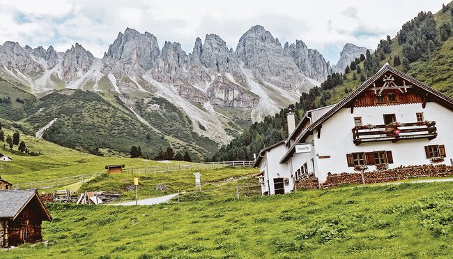 Alpenüberquerung von Alm zu Alm