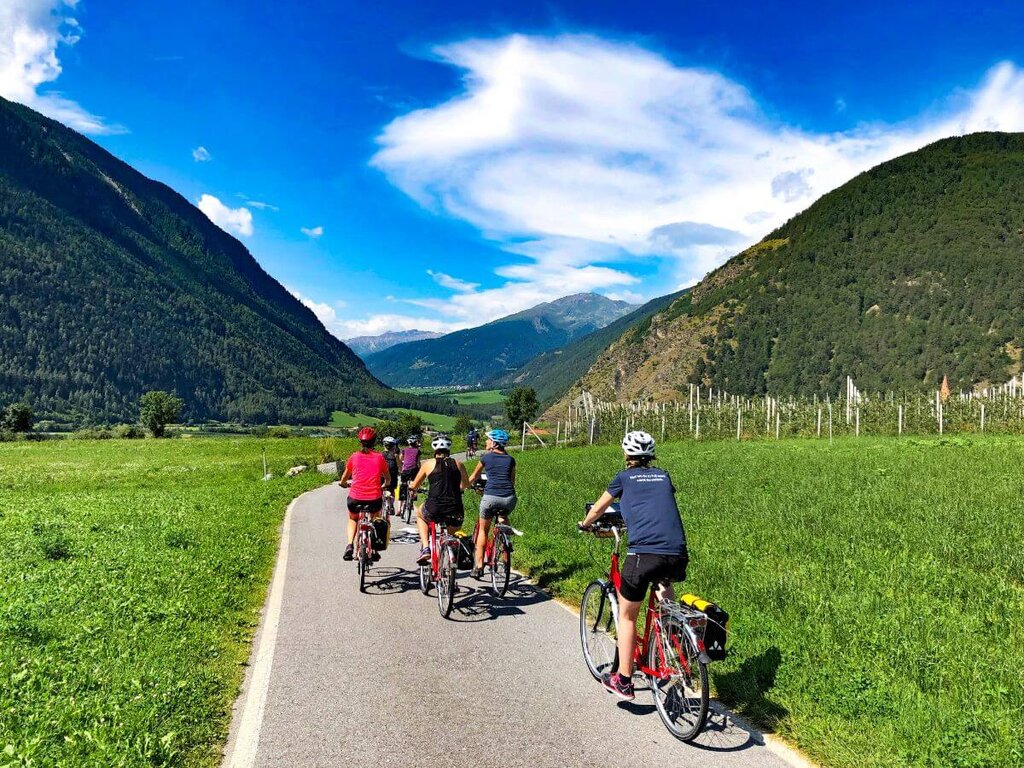 radreisen bike tours