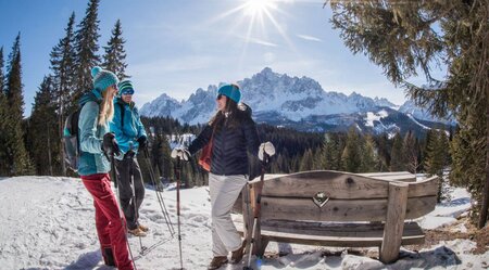 Winterliche Wanderung in den tief verschnneiten Dolomiten - Winterwandern