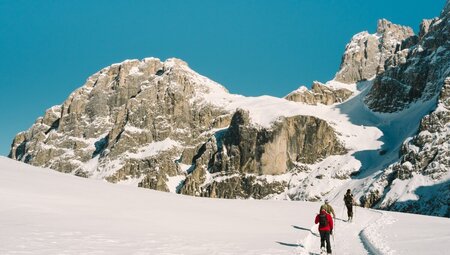 Schneeschuhwandern in den Dolomiten - das Sagenreich der Faneshütte